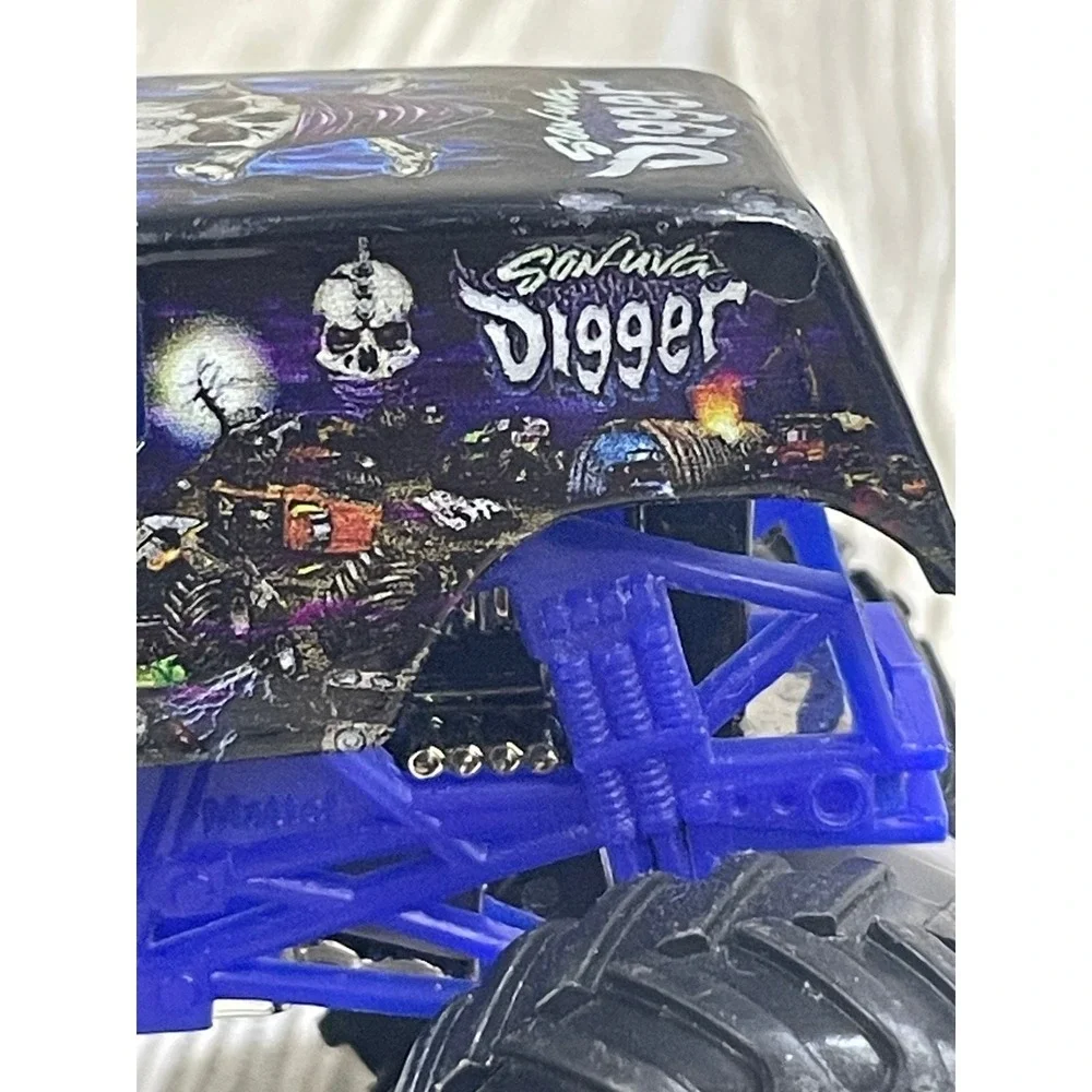 Hot Wheels monster jam